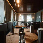 Und Weingasthof Schwarzer Adler Konukevi