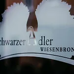 Und Weingasthof Schwarzer Adler Konukevi 3*