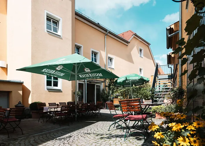 Und Weingasthof Schwarzer Adler 위센브럼