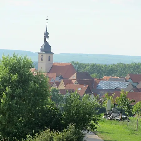 Und Weingasthof Schwarzer Adler 3* Wiesenbronn