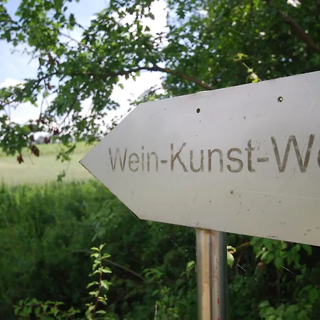 Und Weingasthof Schwarzer Adler 3* Wiesenbronn