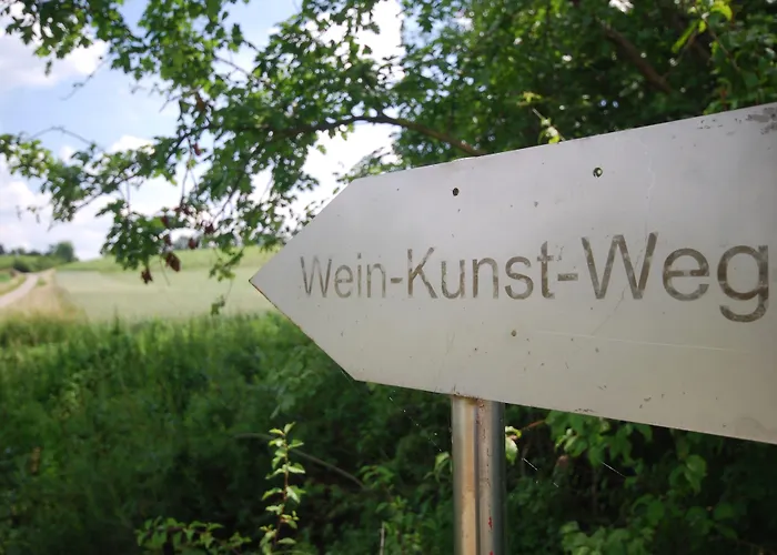 Und Weingasthof Schwarzer Adler 3* Wiesenbronn